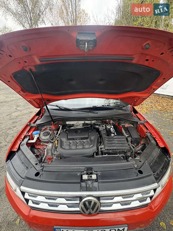 Внедорожник / Кроссовер Volkswagen Tiguan 2018 в Киеве фото 17 Внедорожник / Кроссовер Volkswagen Tiguan 2018 в Киеве