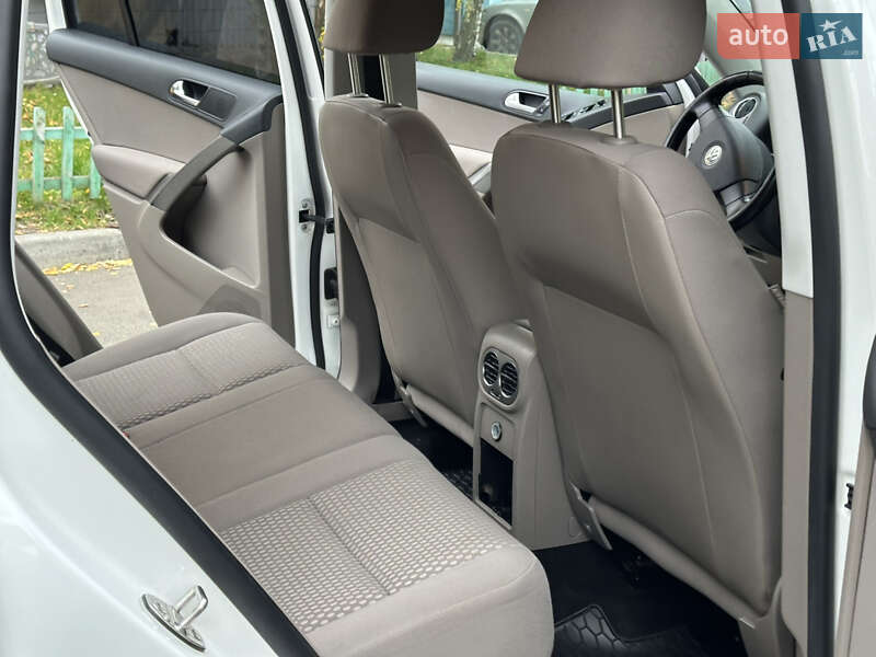 Внедорожник / Кроссовер Volkswagen Tiguan 2008 в Киеве фото 50 Внедорожник / Кроссовер Volkswagen Tiguan 2008 в Киеве