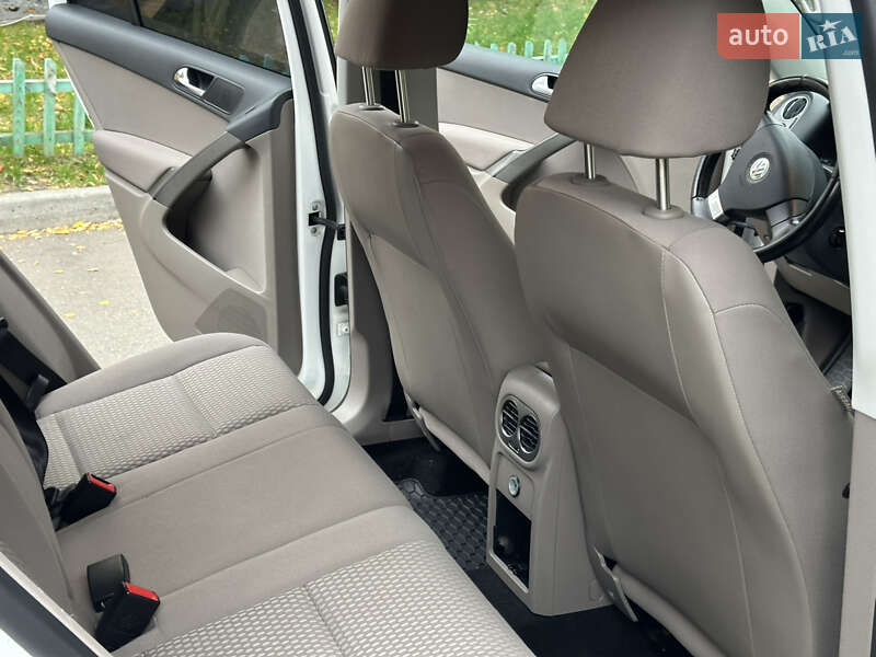 Внедорожник / Кроссовер Volkswagen Tiguan 2008 в Киеве фото 51 Внедорожник / Кроссовер Volkswagen Tiguan 2008 в Киеве