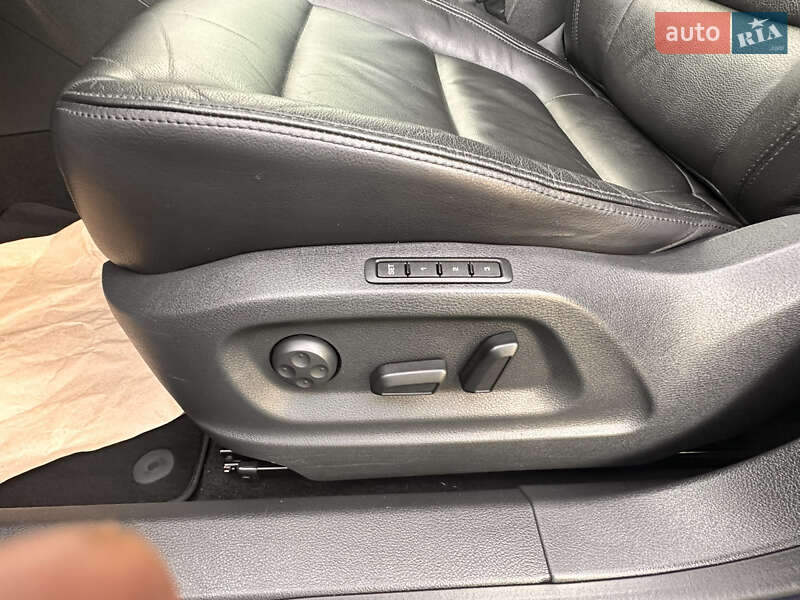 Внедорожник / Кроссовер Volkswagen Tiguan 2016 в Львове фото 22 Внедорожник / Кроссовер Volkswagen Tiguan 2016 в Львове