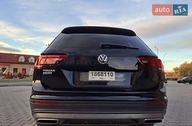 Внедорожник / Кроссовер Volkswagen Tiguan 2020 в 