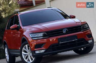 Позашляховик / Кросовер Volkswagen Tiguan 2017 в Одесі