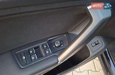 Внедорожник / Кроссовер Volkswagen Tiguan 2020 в 