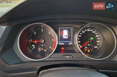 Внедорожник / Кроссовер Volkswagen Tiguan 2020 в 