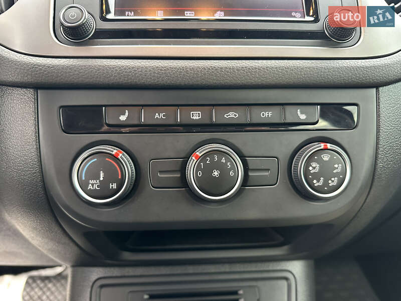 Внедорожник / Кроссовер Volkswagen Tiguan 2017 в Виннице