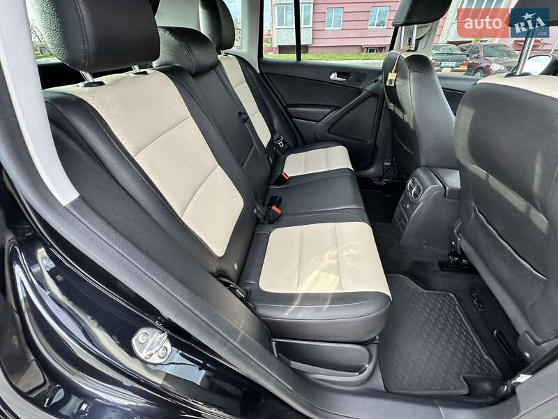 Внедорожник / Кроссовер Volkswagen Tiguan 2017 в Виннице