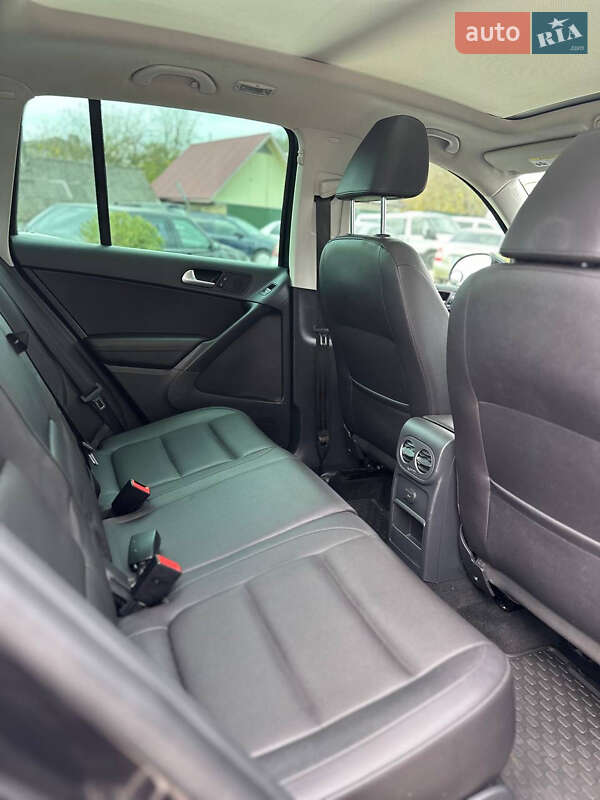 Внедорожник / Кроссовер Volkswagen Tiguan 2015 в Шумске фото 10 Внедорожник / Кроссовер Volkswagen Tiguan 2015 в Шумске