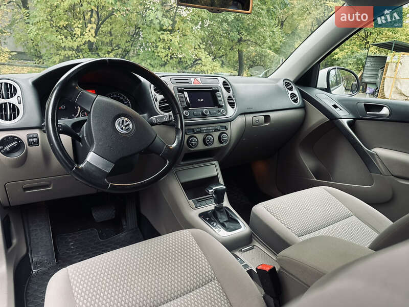 Внедорожник / Кроссовер Volkswagen Tiguan 2008 в Киеве фото 18 Внедорожник / Кроссовер Volkswagen Tiguan 2008 в Киеве