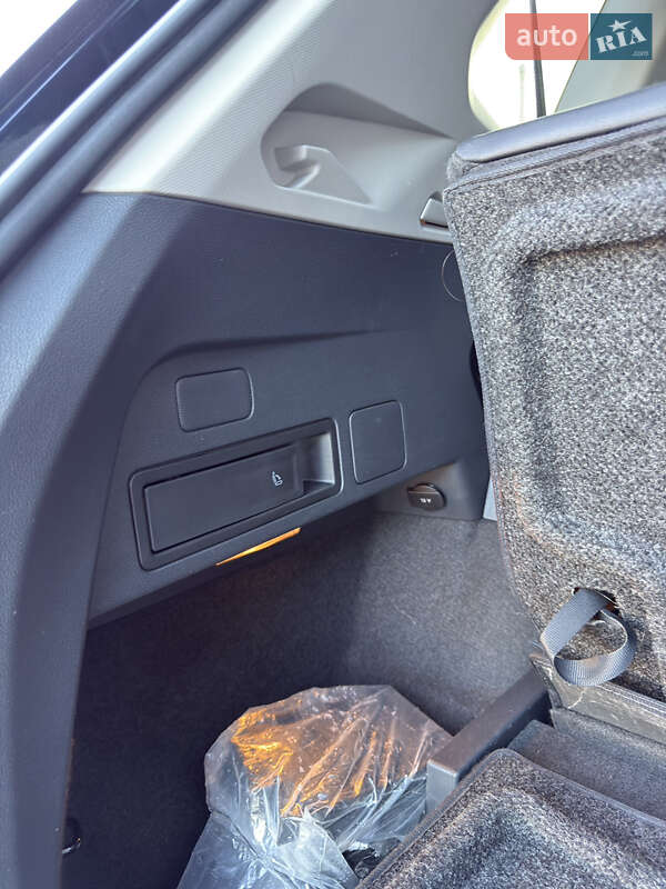 Позашляховик / Кросовер Volkswagen Tiguan 2019 в Рівному фото 18 Позашляховик / Кросовер Volkswagen Tiguan 2019 в Рівному