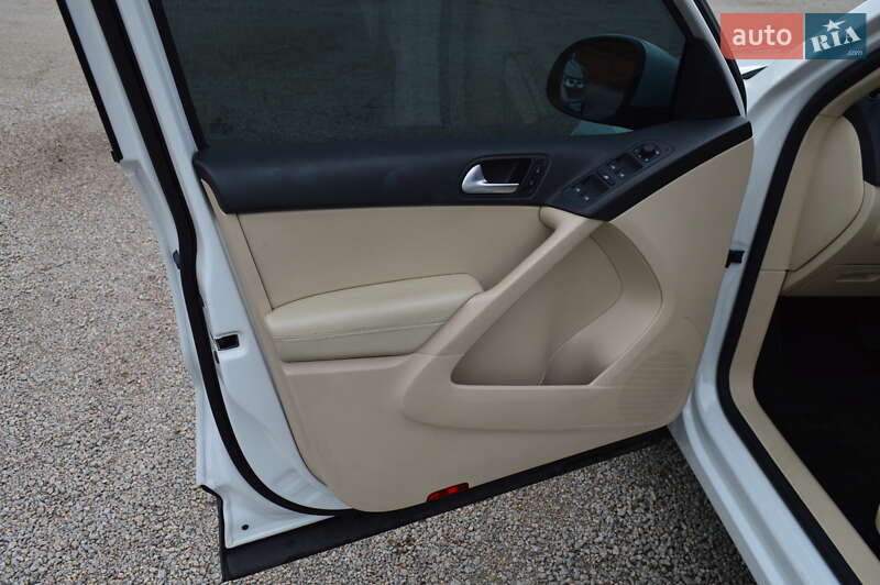 Внедорожник / Кроссовер Volkswagen Tiguan 2017 в Кропивницком фото 6 Внедорожник / Кроссовер Volkswagen Tiguan 2017 в Кропивницком