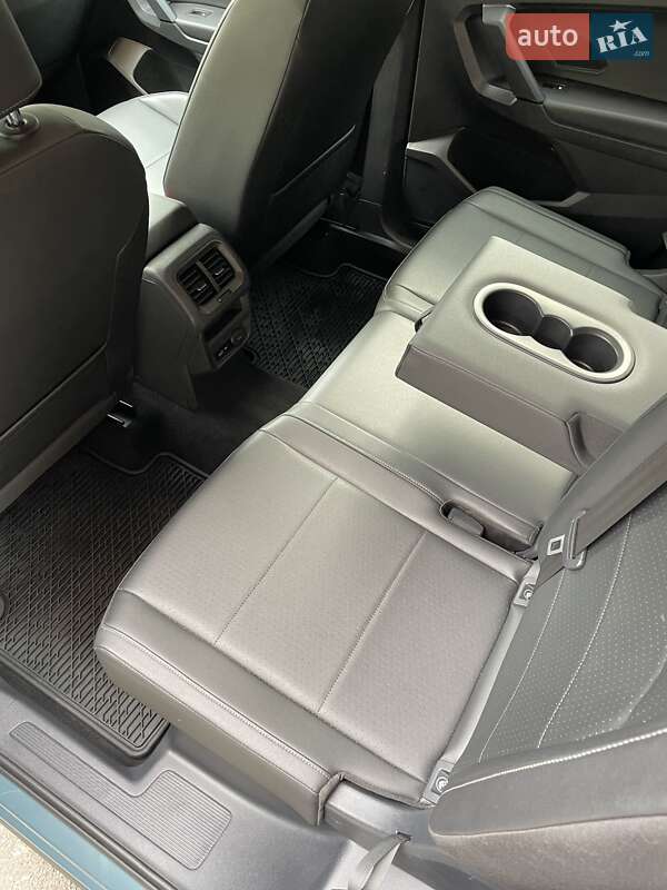 Внедорожник / Кроссовер Volkswagen Tiguan 2019 в Киеве фото 12 Внедорожник / Кроссовер Volkswagen Tiguan 2019 в Киеве