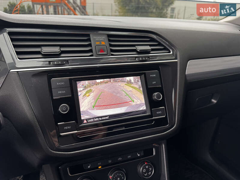 Внедорожник / Кроссовер Volkswagen Tiguan 2023 в Киеве