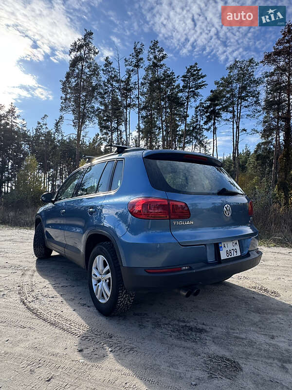 Внедорожник / Кроссовер Volkswagen Tiguan 2017 в Ирпене