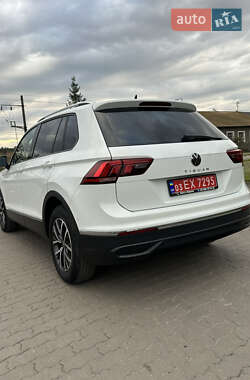 Позашляховик / Кросовер Volkswagen Tiguan 2021 в  фото 27 Позашляховик / Кросовер Volkswagen Tiguan 2021 в