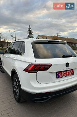 Позашляховик / Кросовер Volkswagen Tiguan 2021 в  фото 47 Позашляховик / Кросовер Volkswagen Tiguan 2021 в