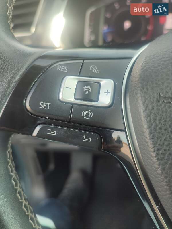 Внедорожник / Кроссовер Volkswagen Tiguan 2020 в Киеве фото 2 Внедорожник / Кроссовер Volkswagen Tiguan 2020 в Киеве