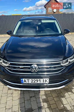 Внедорожник / Кроссовер Volkswagen Tiguan 2021 в Перегинском