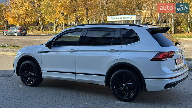 Внедорожник / Кроссовер Volkswagen Tiguan 2023 в Киеве фото 7 Внедорожник / Кроссовер Volkswagen Tiguan 2023 в Киеве