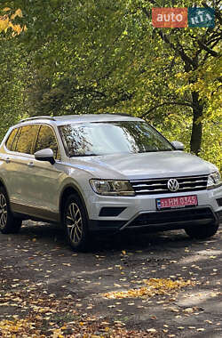 Позашляховик / Кросовер Volkswagen Tiguan 2018 в Вінниці