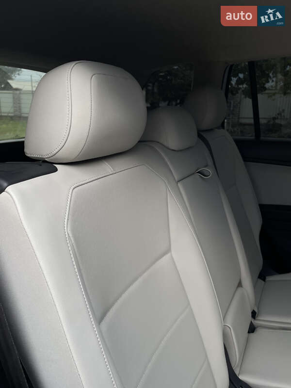 Позашляховик / Кросовер Volkswagen Tiguan 2018 в Вінниці фото 41 Позашляховик / Кросовер Volkswagen Tiguan 2018 в Вінниці