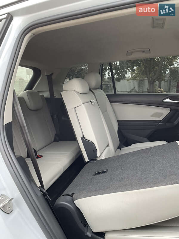 Позашляховик / Кросовер Volkswagen Tiguan 2018 в Вінниці фото 49 Позашляховик / Кросовер Volkswagen Tiguan 2018 в Вінниці