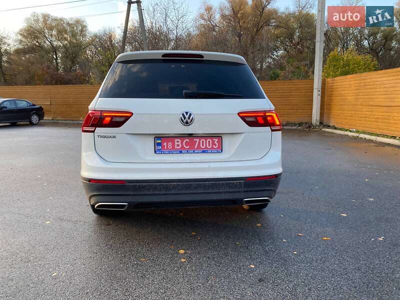 Внедорожник / Кроссовер Volkswagen Tiguan 2018 в Чернигове