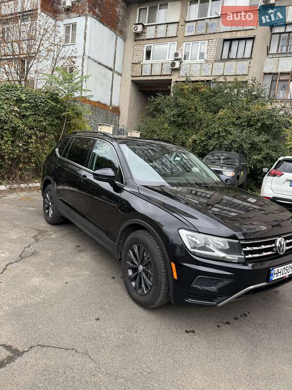 Внедорожник / Кроссовер Volkswagen Tiguan 2019 в Одессе фото 5 Внедорожник / Кроссовер Volkswagen Tiguan 2019 в Одессе