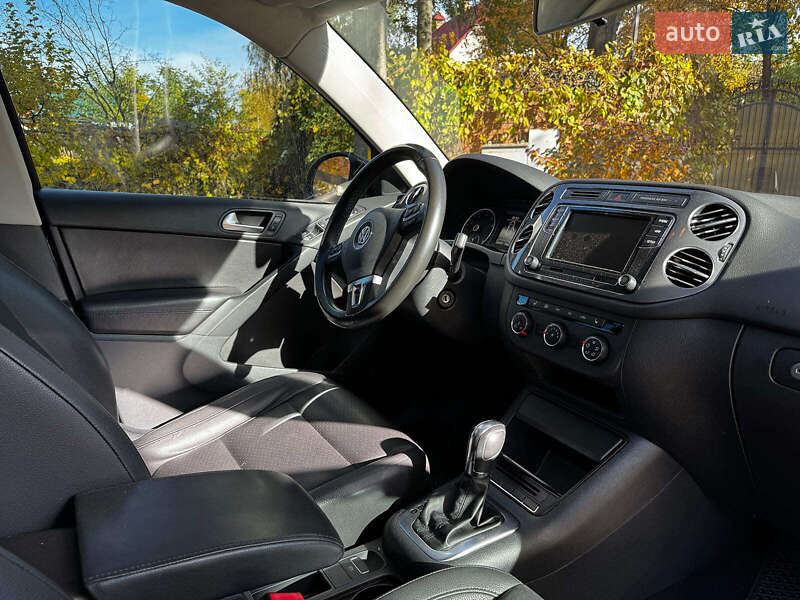 Внедорожник / Кроссовер Volkswagen Tiguan 2012 в Киеве