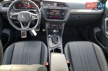 Внедорожник / Кроссовер Volkswagen Tiguan 2023 в 