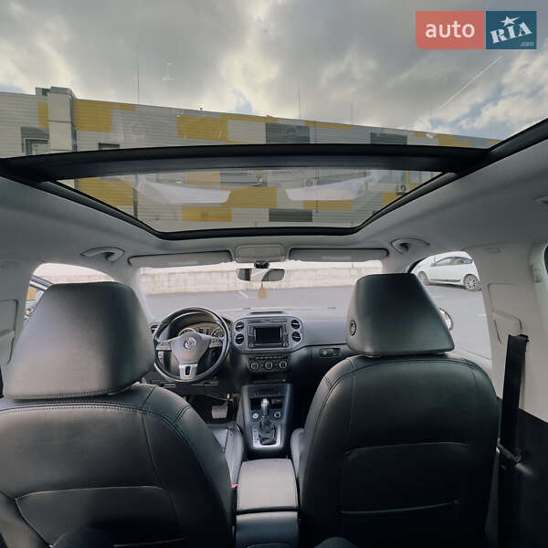 Внедорожник / Кроссовер Volkswagen Tiguan 2016 в Киеве