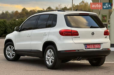 Позашляховик / Кросовер Volkswagen Tiguan 2017 в  фото 23 Позашляховик / Кросовер Volkswagen Tiguan 2017 в
