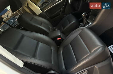 Позашляховик / Кросовер Volkswagen Tiguan 2017 в  фото 44 Позашляховик / Кросовер Volkswagen Tiguan 2017 в