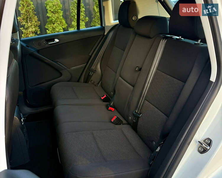 Внедорожник / Кроссовер Volkswagen Tiguan 2016 в Киеве фото 35 Внедорожник / Кроссовер Volkswagen Tiguan 2016 в Киеве
