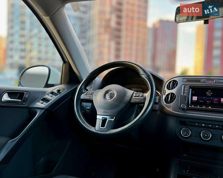 Внедорожник / Кроссовер Volkswagen Tiguan 2016 в Киеве фото 40 Внедорожник / Кроссовер Volkswagen Tiguan 2016 в Киеве