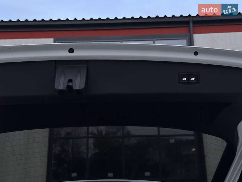 Внедорожник / Кроссовер Volkswagen Tiguan 2018 в Тернополе