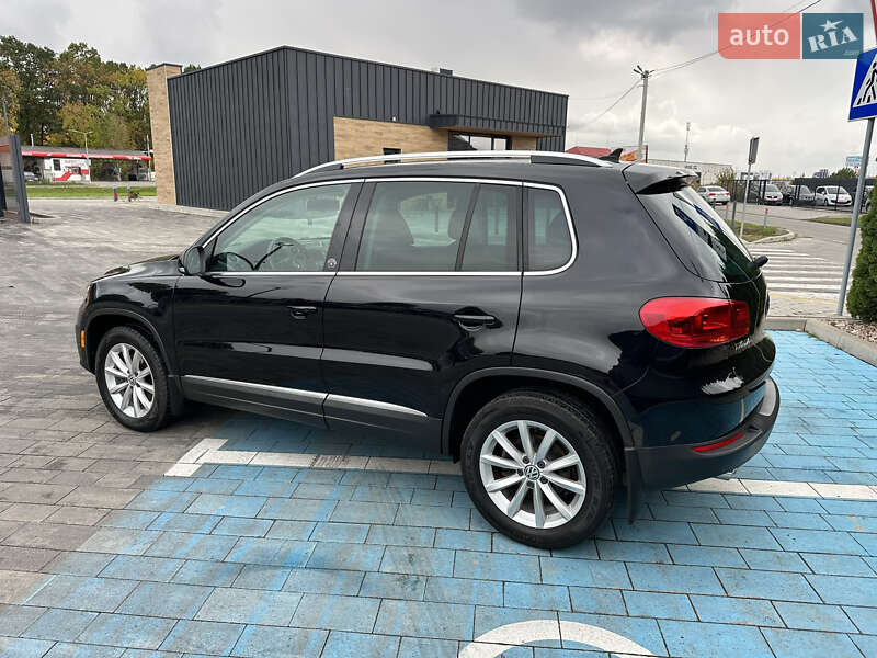 Внедорожник / Кроссовер Volkswagen Tiguan 2017 в Луцке
