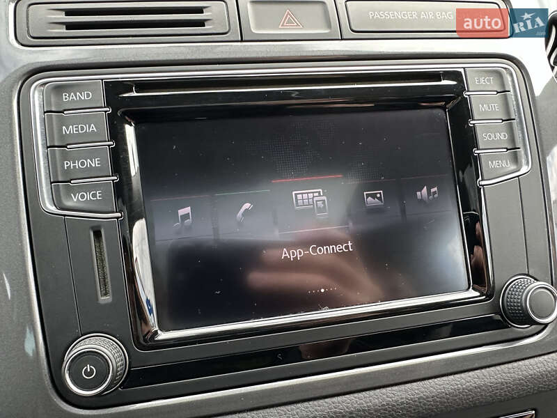 Внедорожник / Кроссовер Volkswagen Tiguan 2017 в Луцке