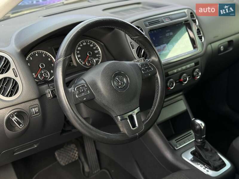 Позашляховик / Кросовер Volkswagen Tiguan 2012 в Запоріжжі