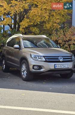 Позашляховик / Кросовер Volkswagen Tiguan 2014 в Києві