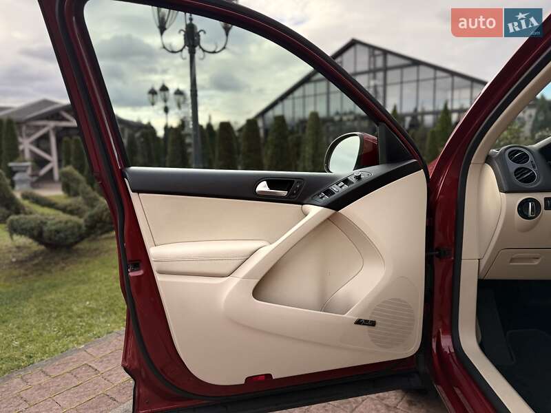 Позашляховик / Кросовер Volkswagen Tiguan 2014 в Стрию
