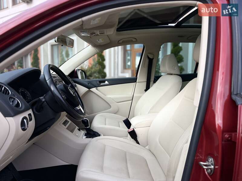 Позашляховик / Кросовер Volkswagen Tiguan 2014 в Стрию