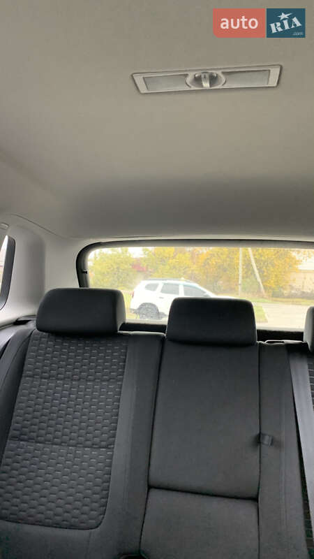 Позашляховик / Кросовер Volkswagen Tiguan 2011 в Новій Водолагі