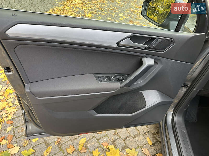 Внедорожник / Кроссовер Volkswagen Tiguan 2020 в Черновцах фото 82 Внедорожник / Кроссовер Volkswagen Tiguan 2020 в Черновцах