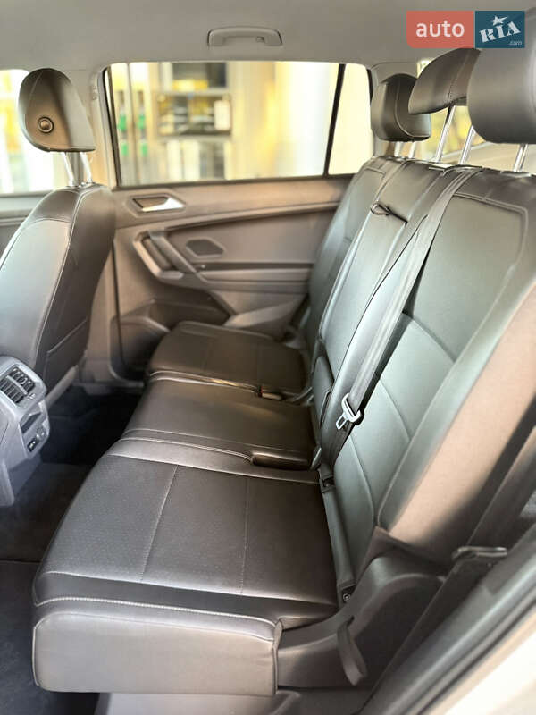 Позашляховик / Кросовер Volkswagen Tiguan 2018 в Миколаєві