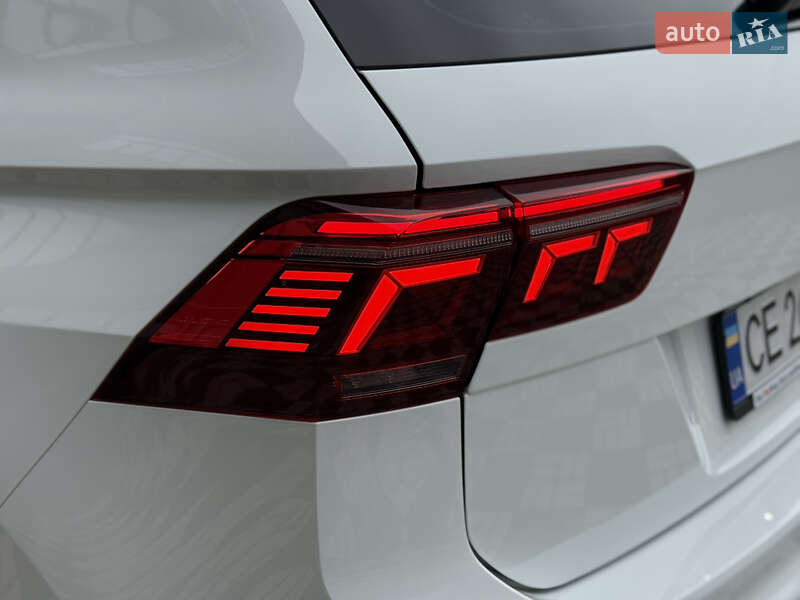 Позашляховик / Кросовер Volkswagen Tiguan 2021 в Львові фото 11 Позашляховик / Кросовер Volkswagen Tiguan 2021 в Львові