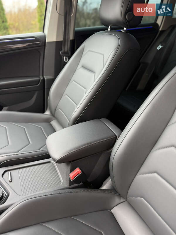 Позашляховик / Кросовер Volkswagen Tiguan 2021 в Львові фото 31 Позашляховик / Кросовер Volkswagen Tiguan 2021 в Львові