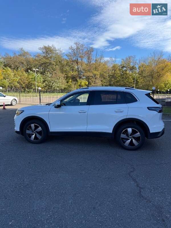 Внедорожник / Кроссовер Volkswagen Tiguan 2025 в Одессе