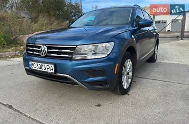 Позашляховик / Кросовер Volkswagen Tiguan 2017 в Львові