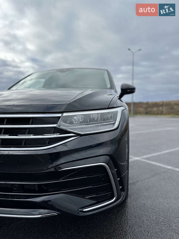 Позашляховик / Кросовер Volkswagen Tiguan 2022 в Рівному