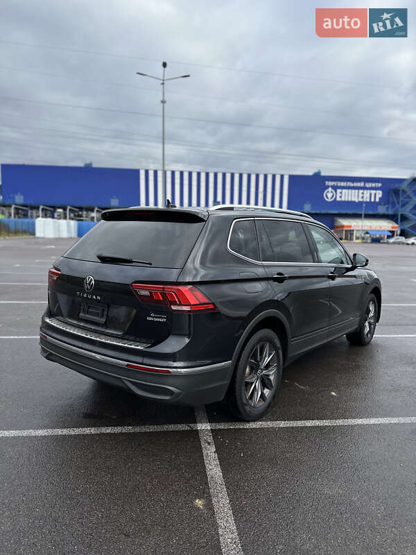 Позашляховик / Кросовер Volkswagen Tiguan 2022 в Рівному